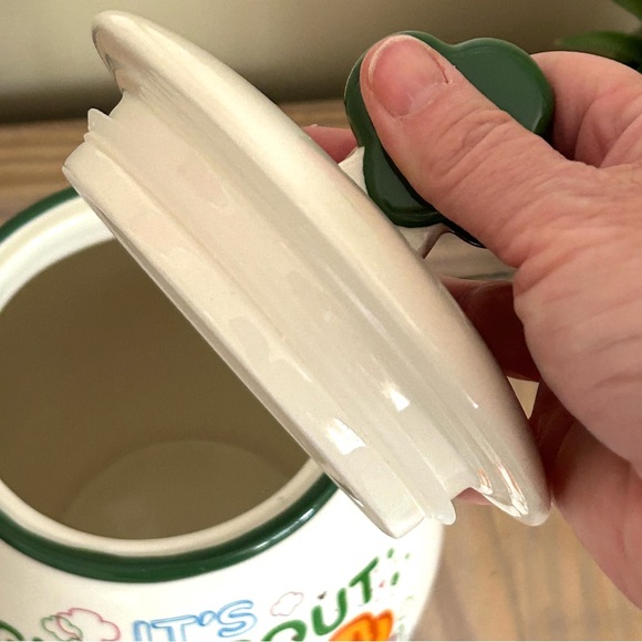 Girl Scout Cookie Time Cookie Jar! 🆕💚 - Picture 5 of 11